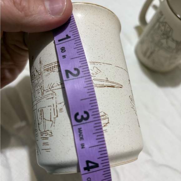 Vintage Charming Cream Ceramic Mug with Wharf Sketch - Picture 8 of 8